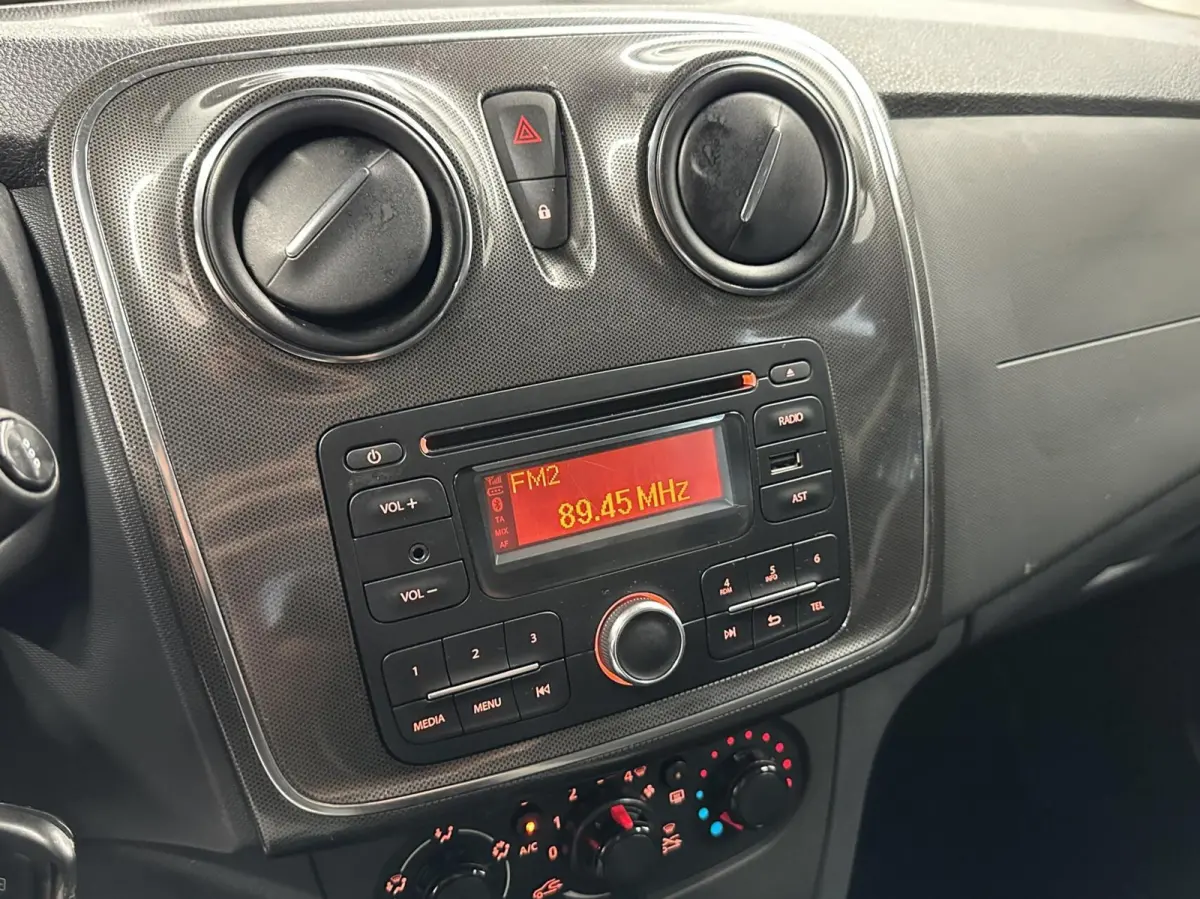0.9 TCe Tech Road AIRCO 35000 KM.