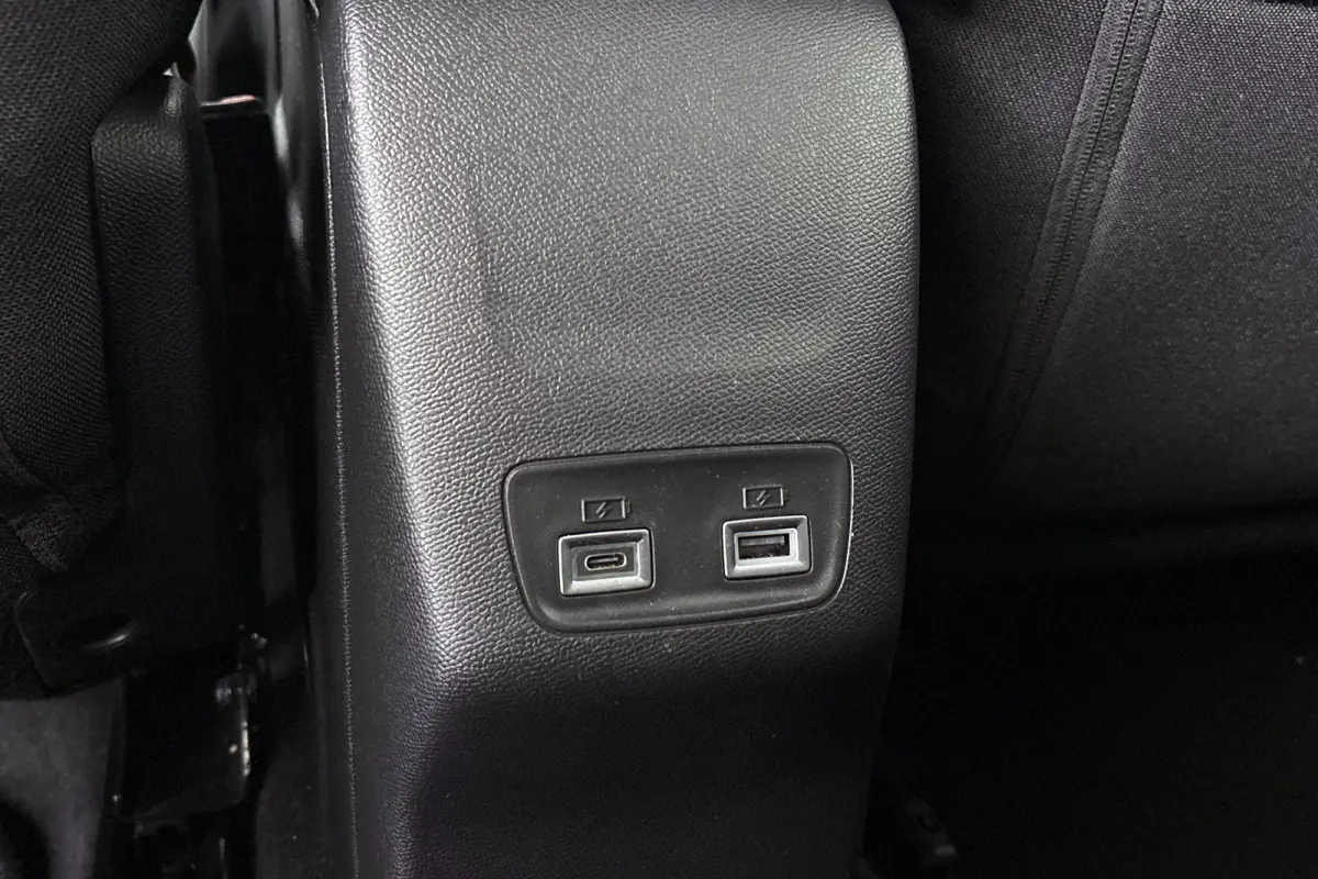 1.2 Hybrid 110 e-DCS6 Allure Apple CarPlay Climate Control 16"