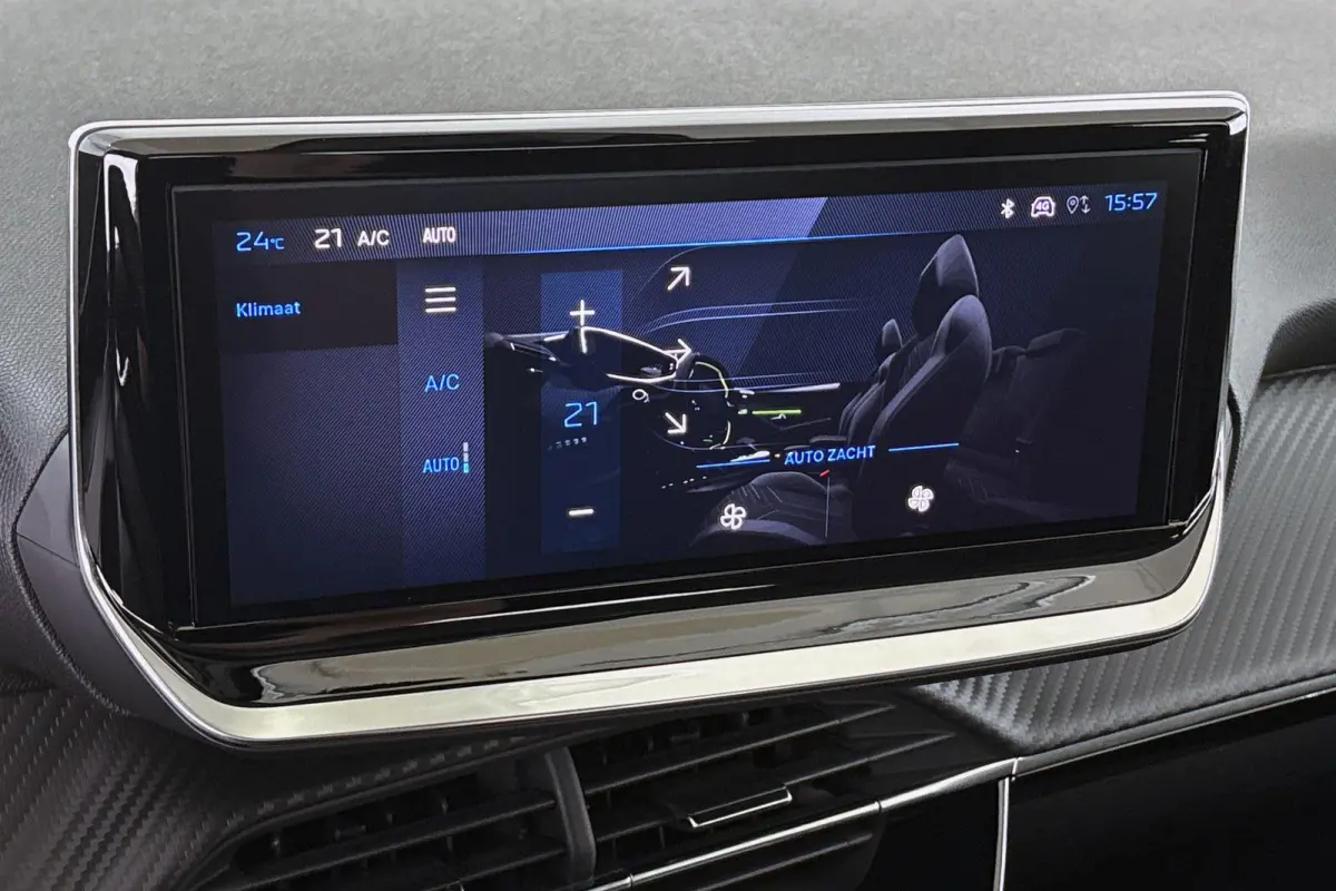 1.2 Hybrid 110 e-DCS6 Allure Apple CarPlay Climate Control 16"