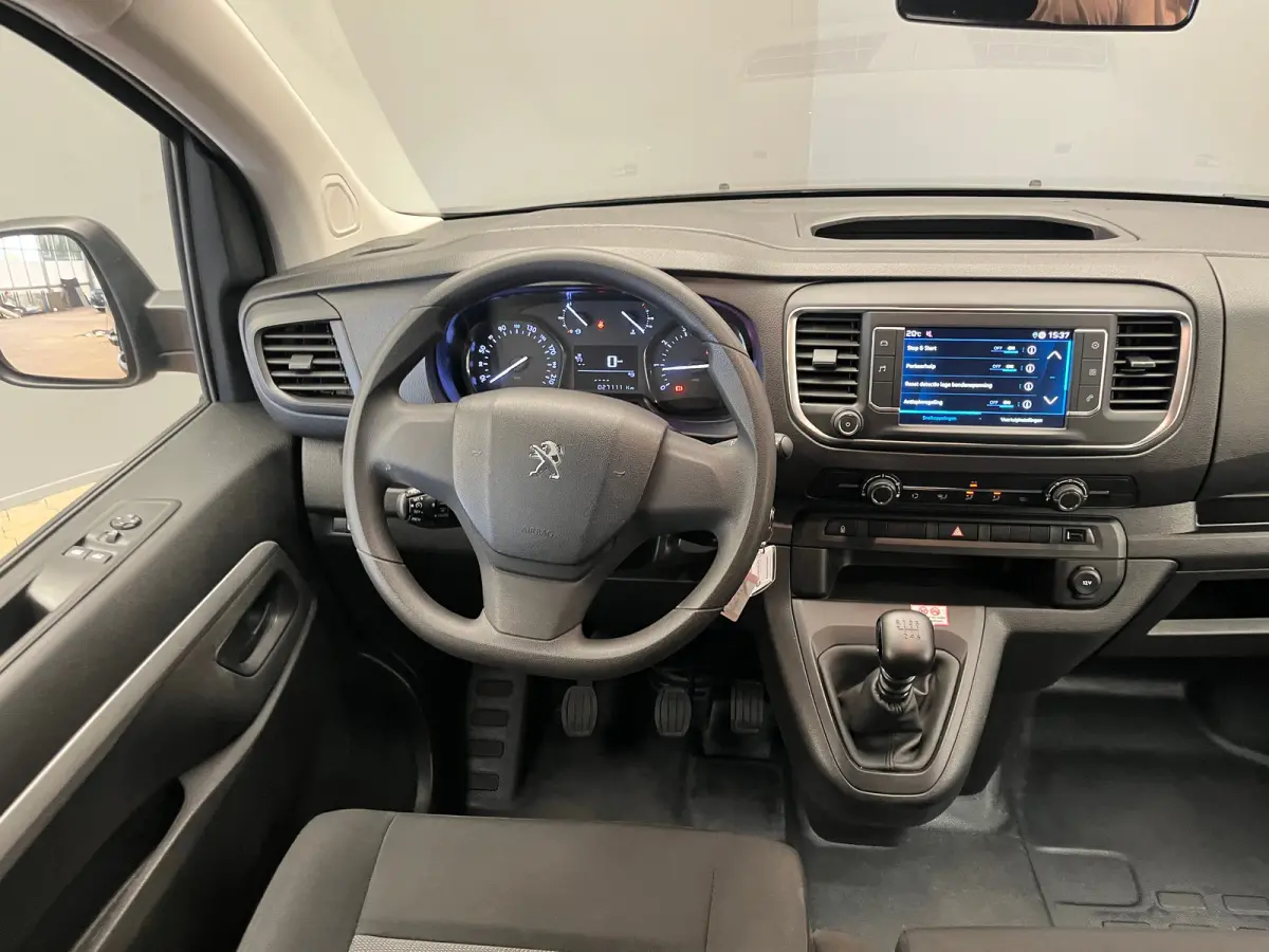 2.0 BlueHDI 145 S&S DC | Apple Carplay & Android Auto | Airco | Dubbele Cabine | | 2 zitplaatsen rechtsvoor | Achterdeuren met ruiten | Airco