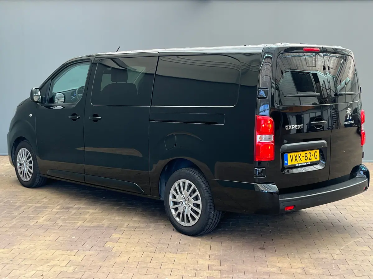 2.0 BlueHDI 145 S&S DC | Apple Carplay & Android Auto | Airco | Dubbele Cabine | | 2 zitplaatsen rechtsvoor | Achterdeuren met ruiten | Airco