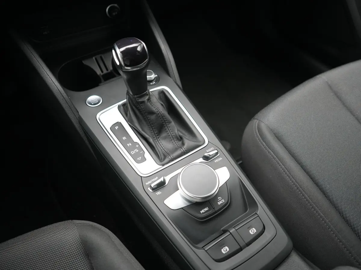 35 TFSI Advanced edition 150pk AUTOMAAT | Adaptive Cruise | Camera | Matrix LED | Keyless Entry | Voorstoelen Verwarmd | Apple Carplay | DAB | Lane Assist |