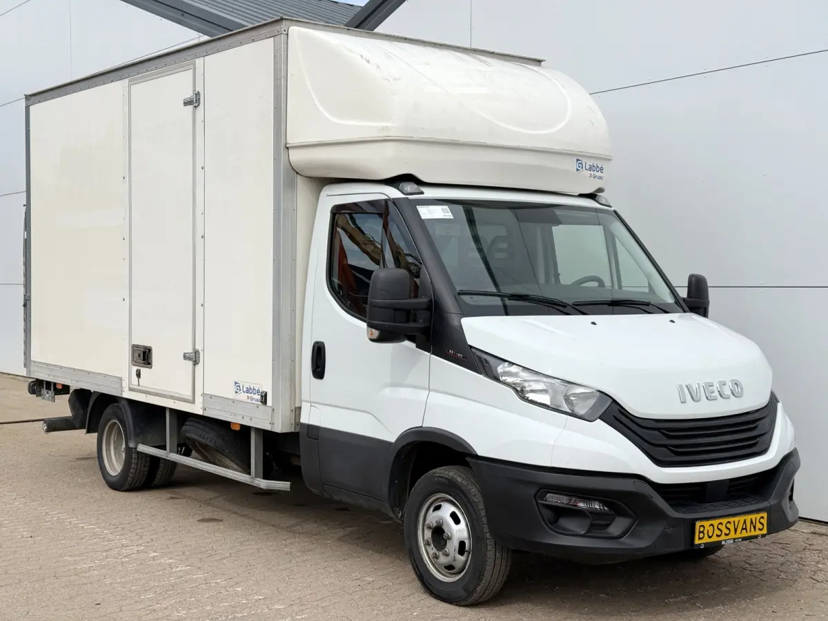 35C16 3.0 160PK Bakwagen Laadklep Zijdeur Camera Climate Control Bluetooth Luchtgeveerde stoel Meubelbak Koffer