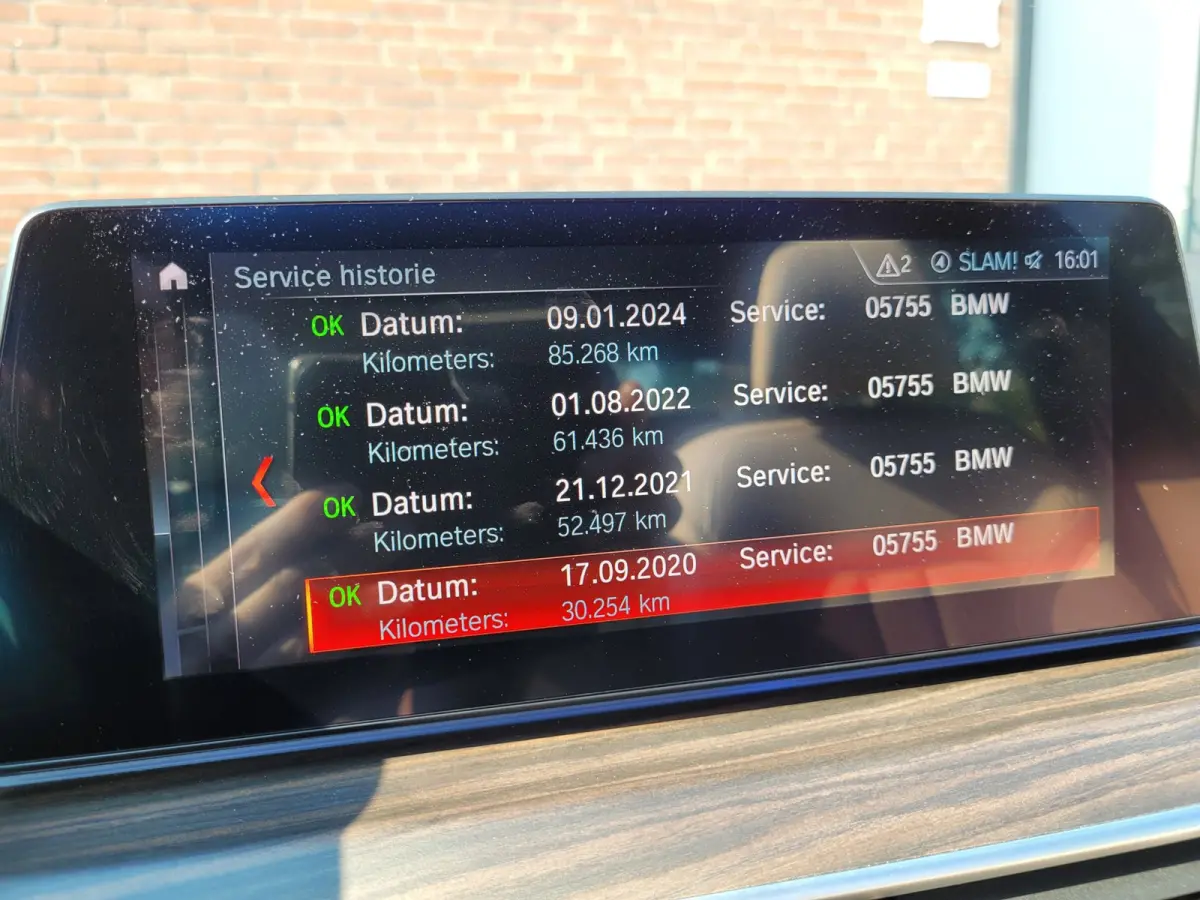 540i M-sport, Schuifdak, ACC, Trekhaak, VOL! (1e Eig. NL NAP) - Alvit Grau