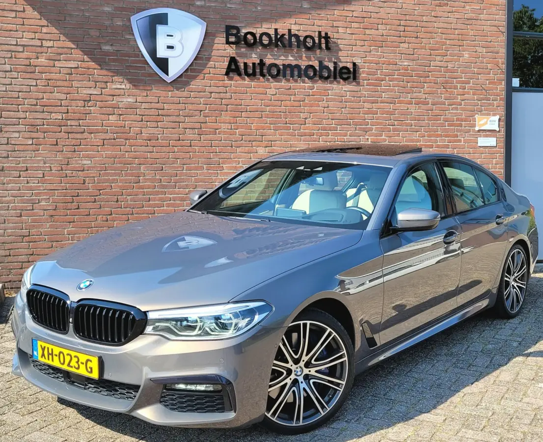 540i M-sport, Schuifdak, ACC, Trekhaak, VOL! (1e Eig. NL NAP) - Alvit Grau