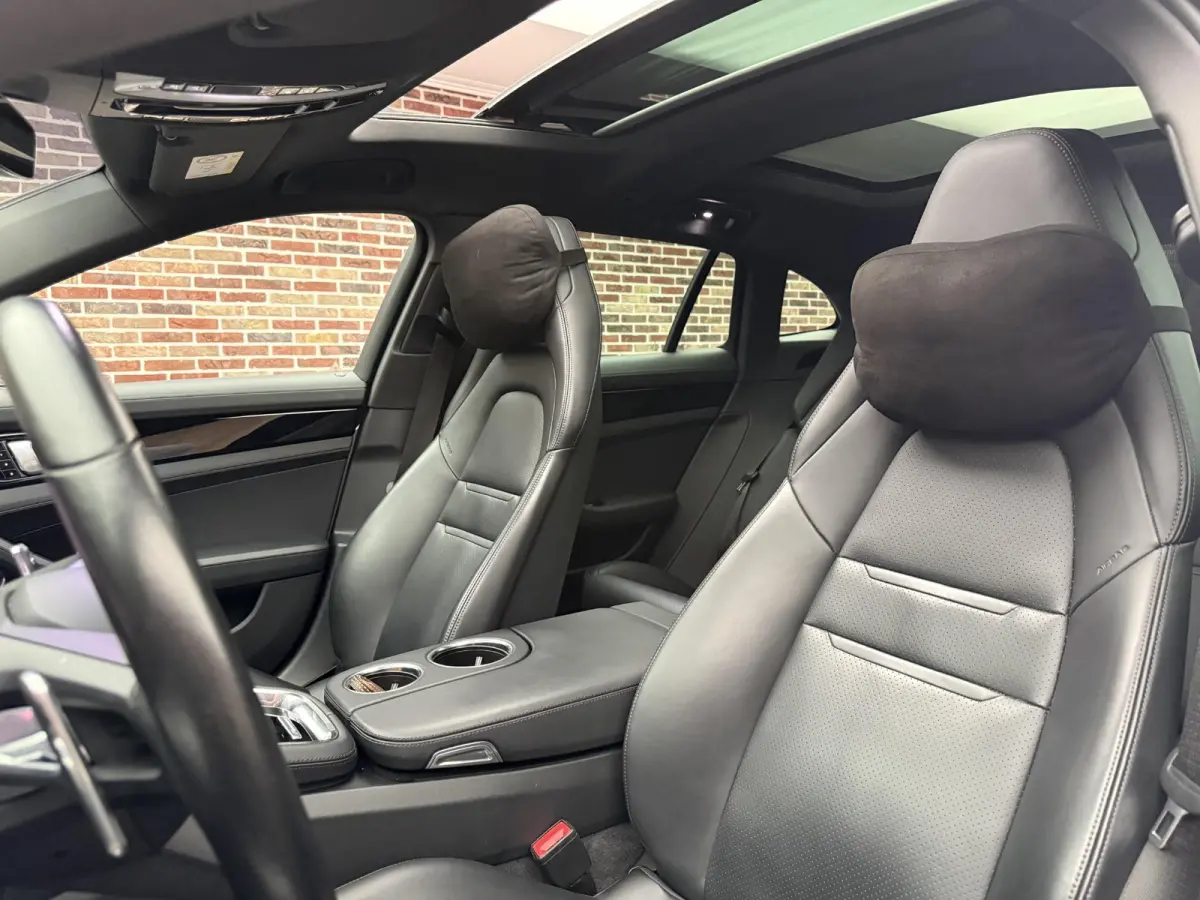 2.9 4 E-Hybrid P Approved 03-2028
