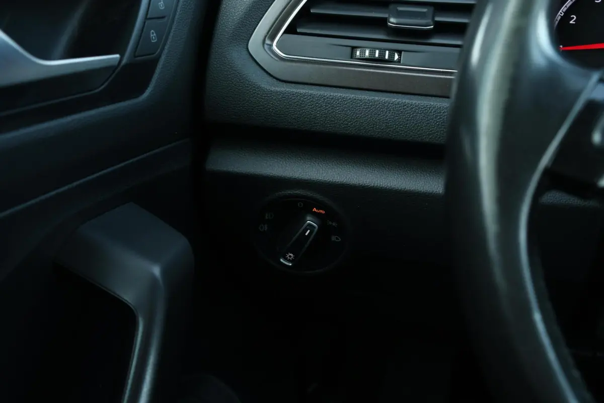 1.0 TSI Style Business