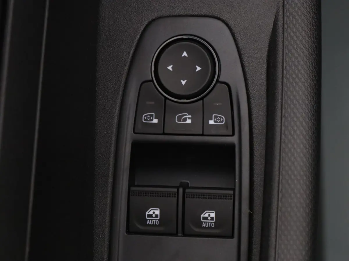 urban range techno 27.5 kWh Apple Carplay/Android Auto | Climate