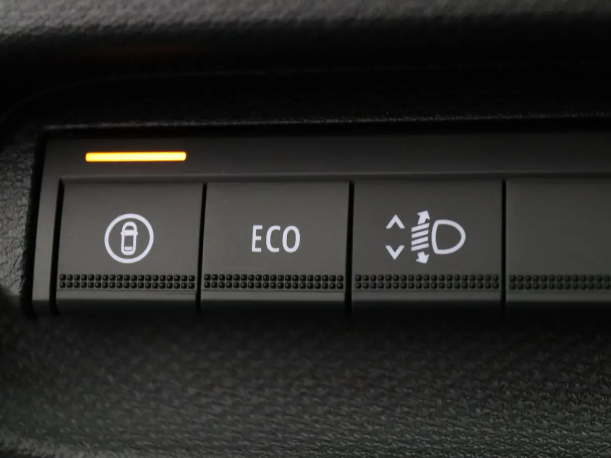 urban range techno 27.5 kWh Apple Carplay/Android Auto | Climate