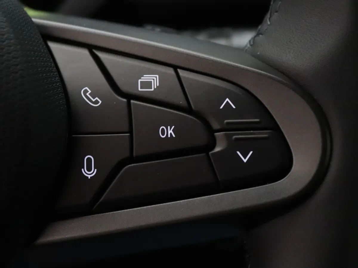 urban range techno 27.5 kWh Apple Carplay/Android Auto | Climate