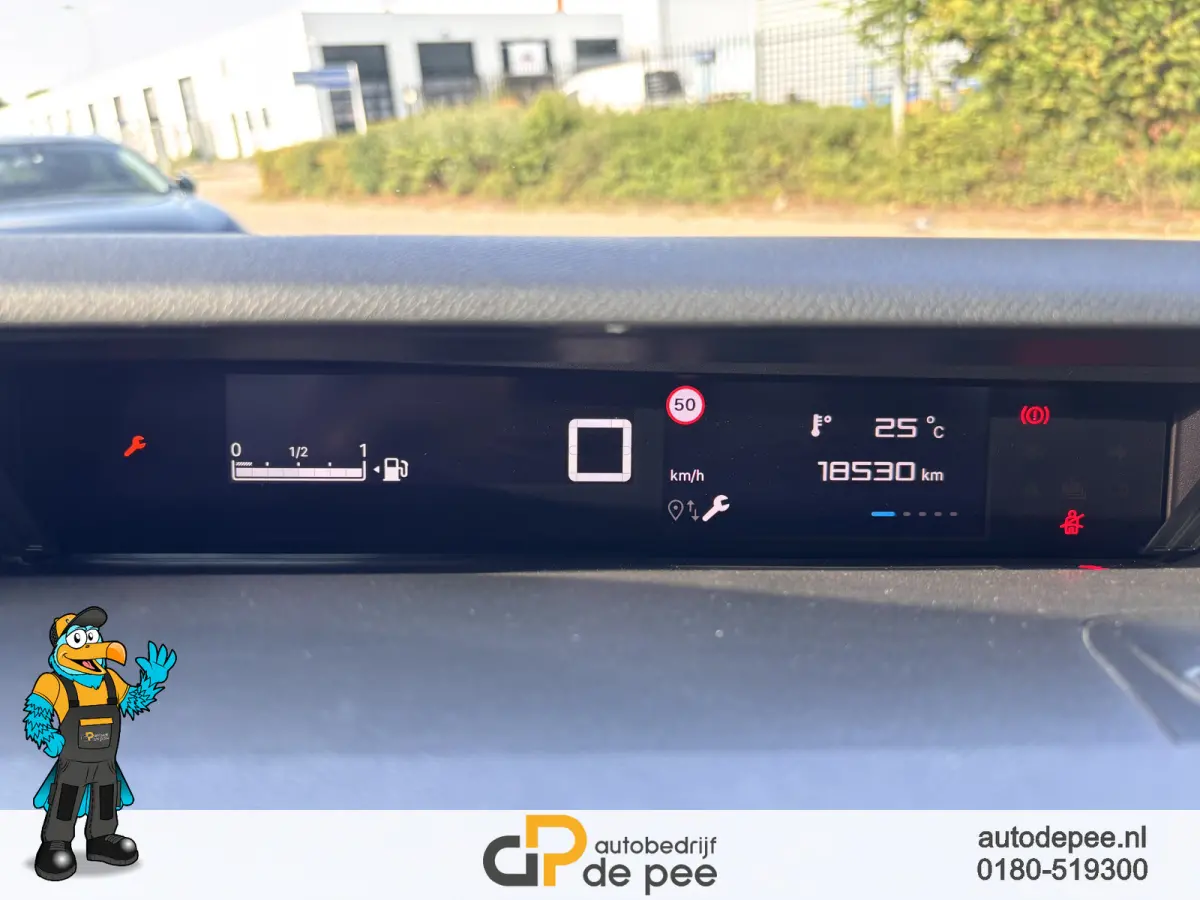 1.2 Turbo 100pk Plus GARANTIE/INCL.BTW/DISTRIBUTIEKETTING/CARPLAY/CRUISE/AIRCO/LICHTMETAAL rijklaarprijs!
