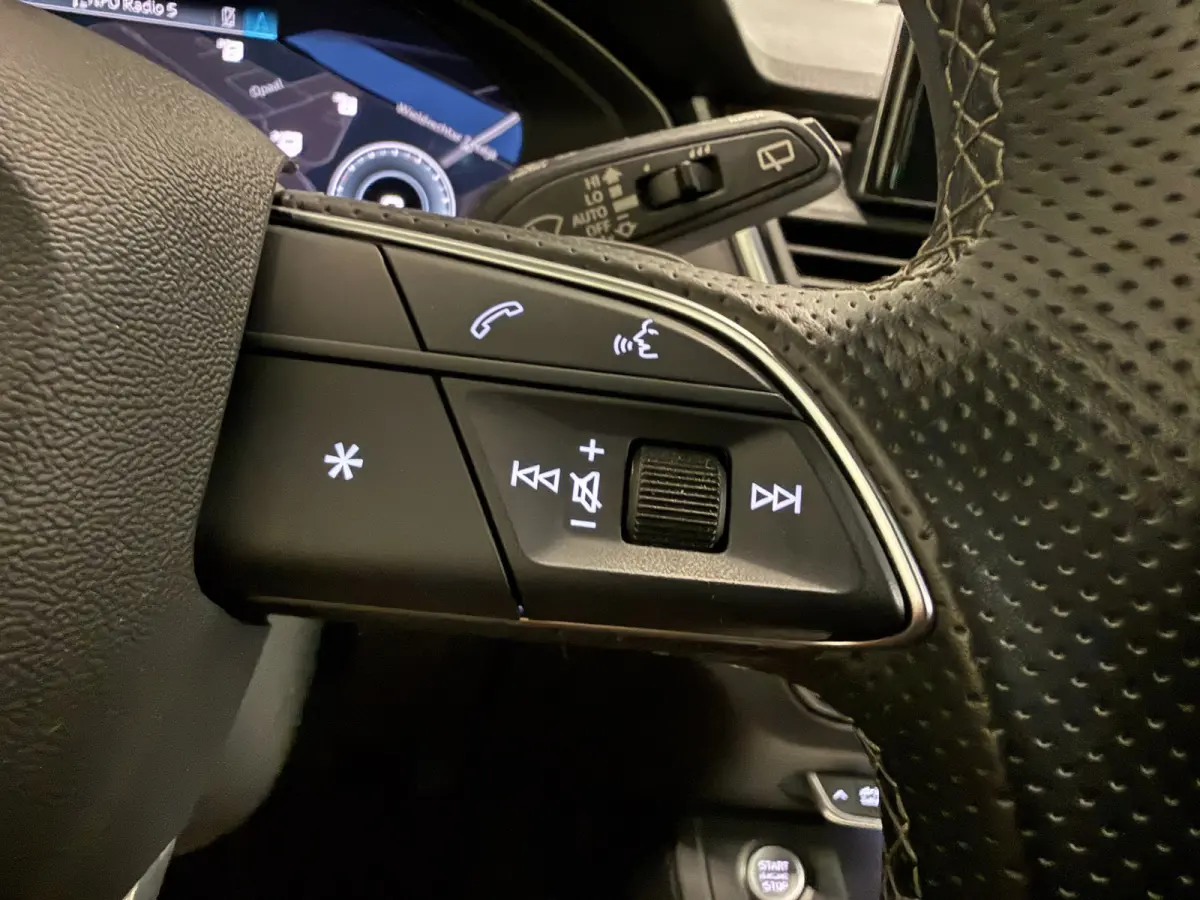 55 TFSI e quattro 3x S-Line PANO/LUCHTVERING/TREKHAAK/B&O/21"SQ5/MATRIX/ACC/SOH 98,6%/CARPLAY/STANDKACHEL/CAMERA/BLACK-OPTIC/MYTHOSSCHWARZ/VOLLEDIG AUDI DEALER HISTORIE,NET OH BEURT GEHAD