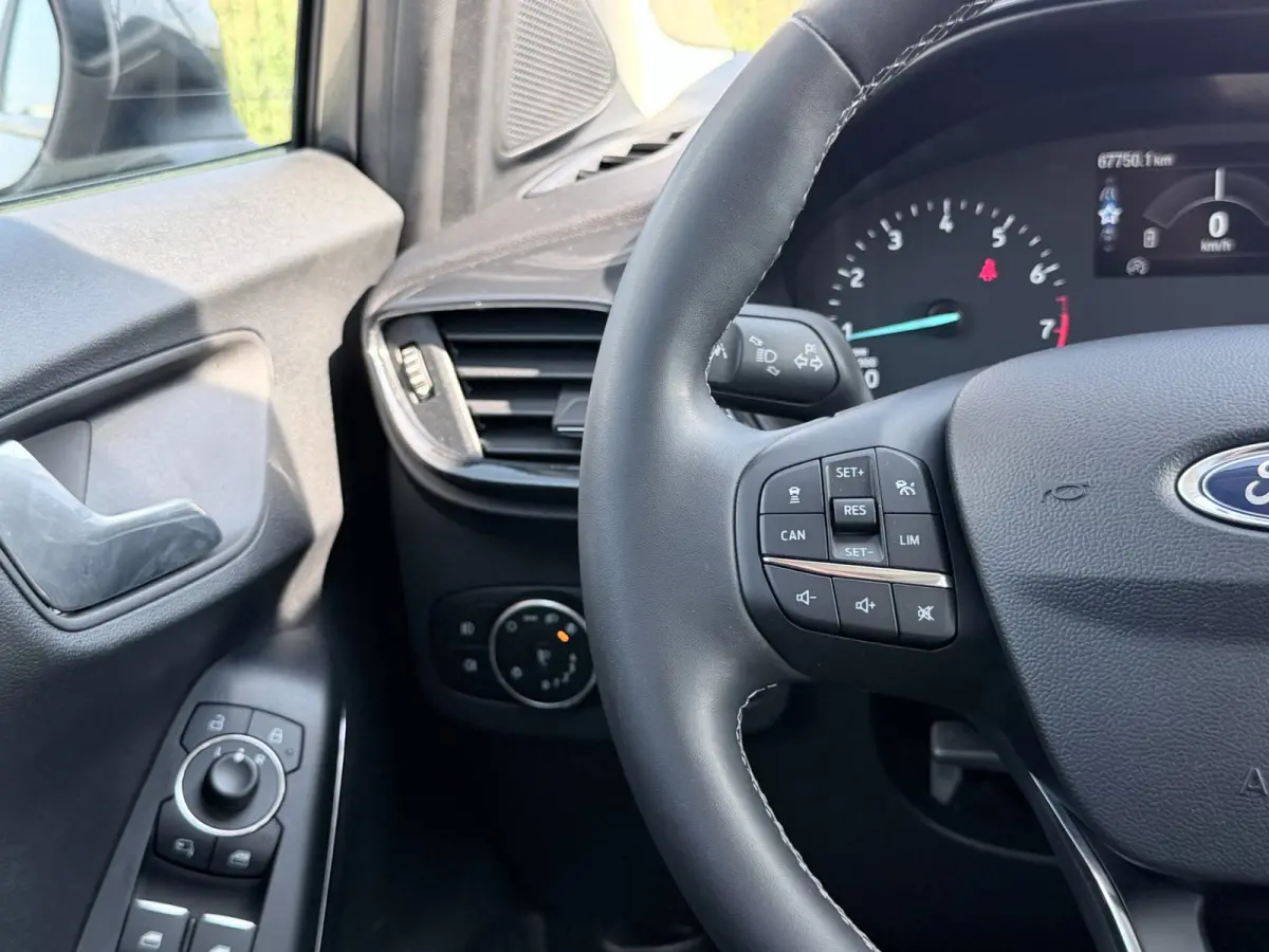 1.0 EcoBoost Titanium | Carplay | Camera | 125PK | 1ste Eigenaar |