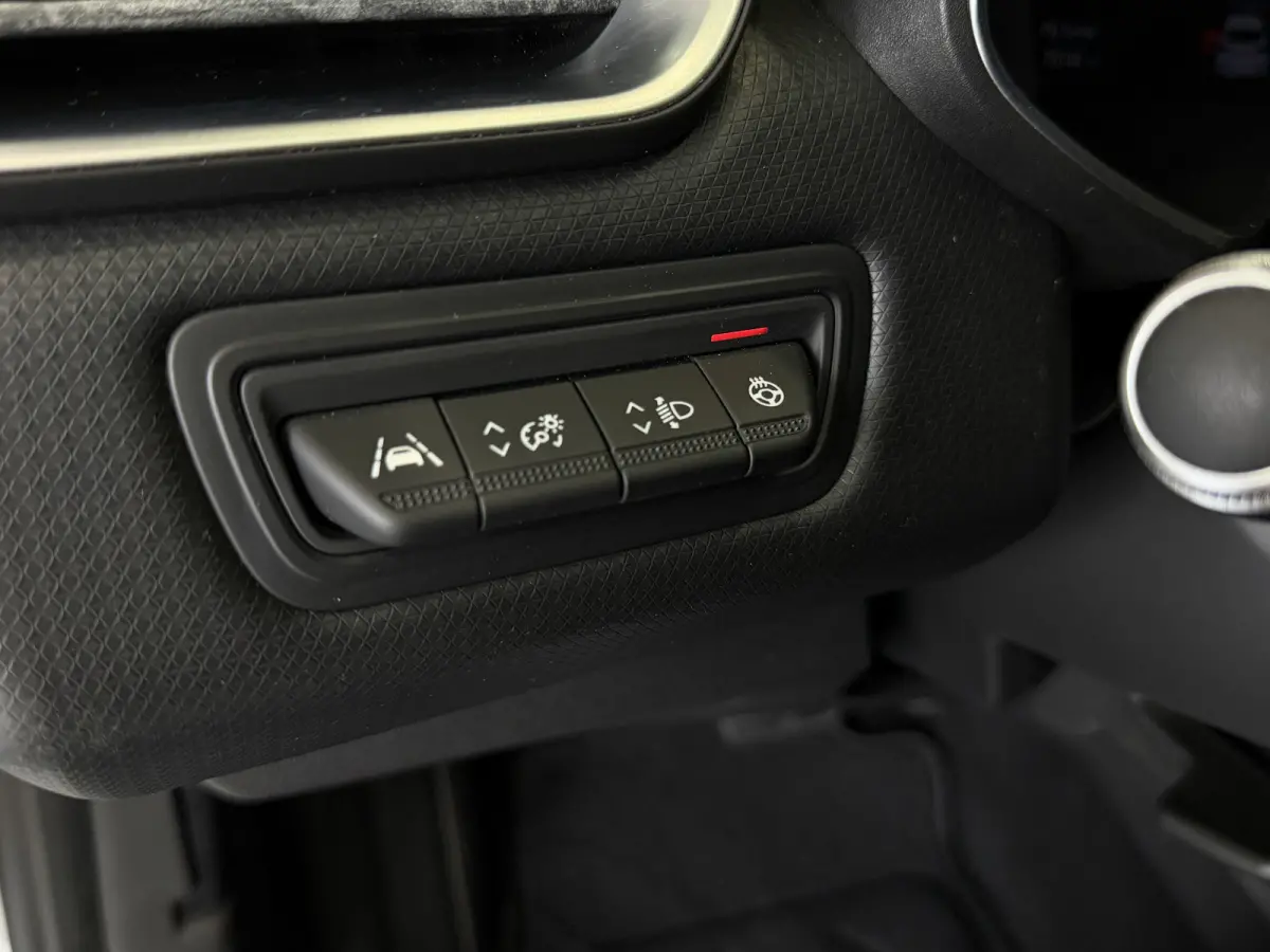 1.3 TCe 130pk Edition One | Groot navi | Stoel&Stuurverwarming | Dodehoek | Bose | Carplay | Camera 100% onderhouden!
