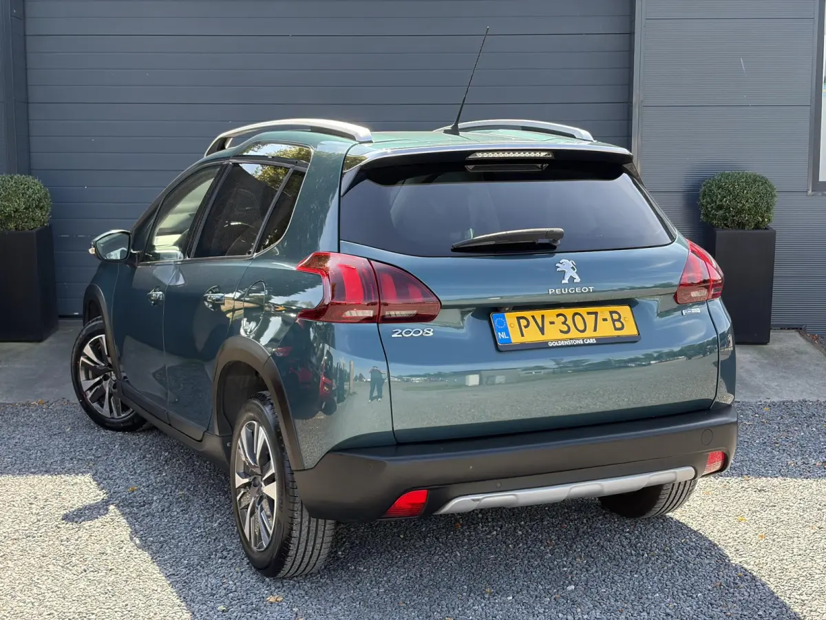 1.2 PureTech Allure ✓1e Eigenaar✓D-riem vv in 2025✓110pk✓Navi✓Pano✓Carplay✓Pdc V+A✓Lm velgen✓N.A.P✓Halfleder✓Clima✓Apk tot 10-2027