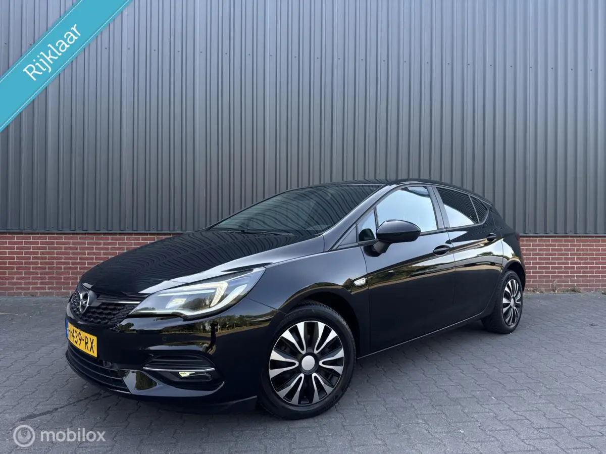 1.2 Business Executive Cruise Led Carplay NL Auto Camera 2020