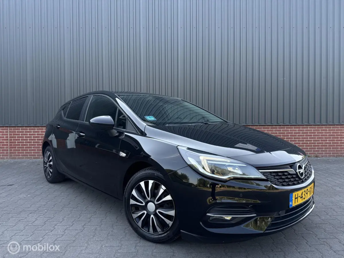 1.2 Business Executive Cruise Led Carplay NL Auto Camera 2020