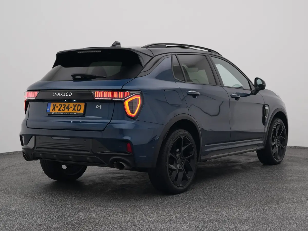 1.5 Plug-in Hybrid | 360° | BLACK | ZWARTE HEMEL | NLD AUTO
