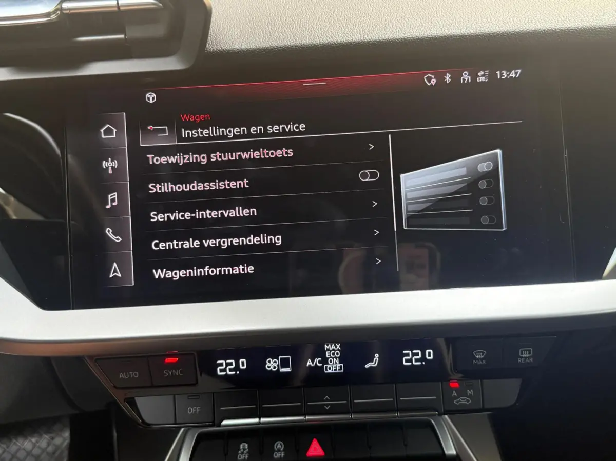 30 TFSI Advanced edition Automaat | Sportstoelen | LED verlichting | Climate & cruise control | Apple CarPlay/Android Auto | Navigatiesysteem | DAB ontvangst | Parkeersensoren achter