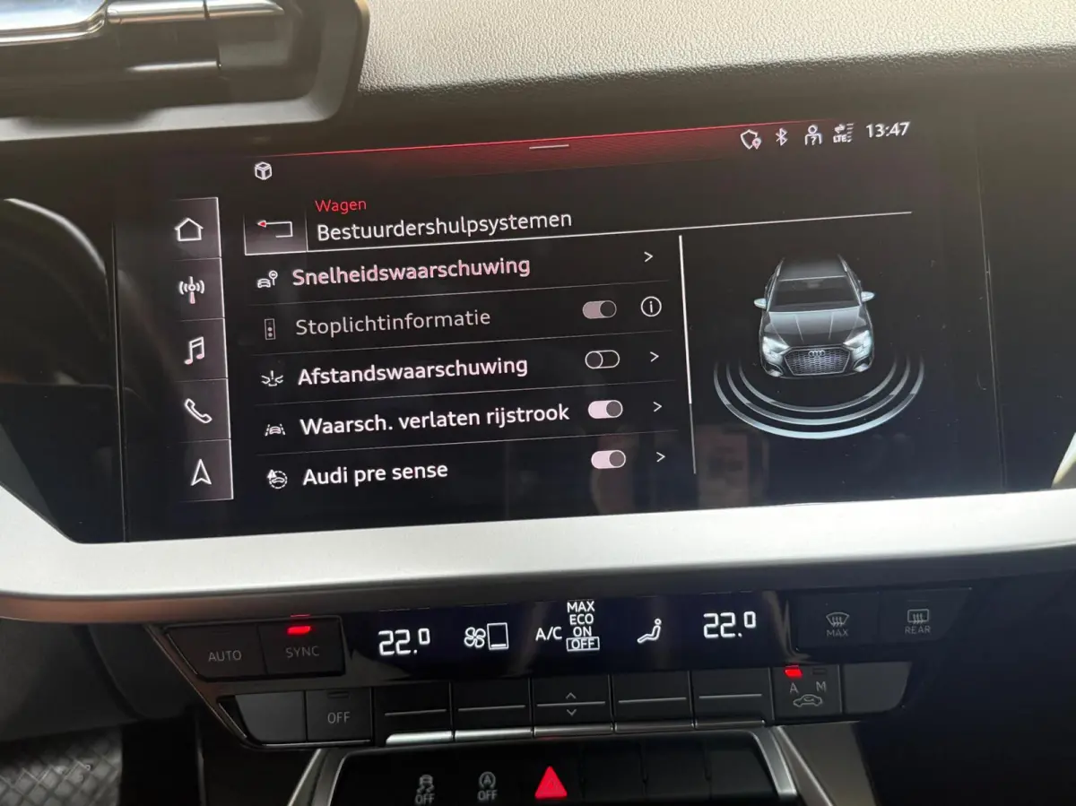 30 TFSI Advanced edition Automaat | Sportstoelen | LED verlichting | Climate & cruise control | Apple CarPlay/Android Auto | Navigatiesysteem | DAB ontvangst | Parkeersensoren achter
