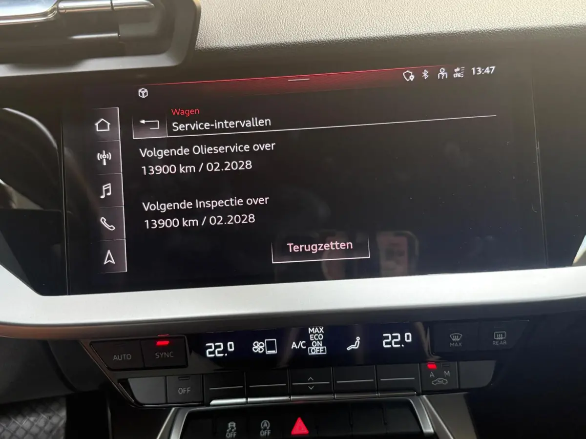 30 TFSI Advanced edition Automaat | Sportstoelen | LED verlichting | Climate & cruise control | Apple CarPlay/Android Auto | Navigatiesysteem | DAB ontvangst | Parkeersensoren achter