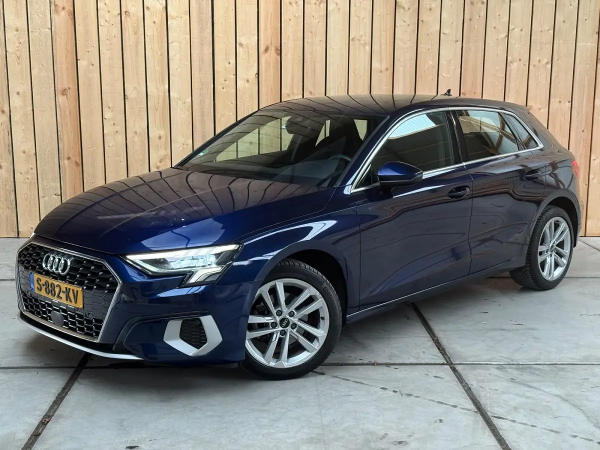 30 TFSI Advanced edition Automaat | Sportstoelen | LED verlichting | Climate & cruise control | Apple CarPlay/Android Auto | Navigatiesysteem | DAB ontvangst | Parkeersensoren achter