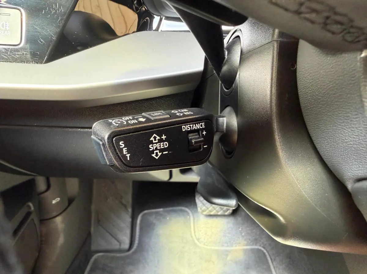 30 TFSI Advanced edition Automaat | Sportstoelen | LED verlichting | Climate & cruise control | Apple CarPlay/Android Auto | Navigatiesysteem | DAB ontvangst | Parkeersensoren achter