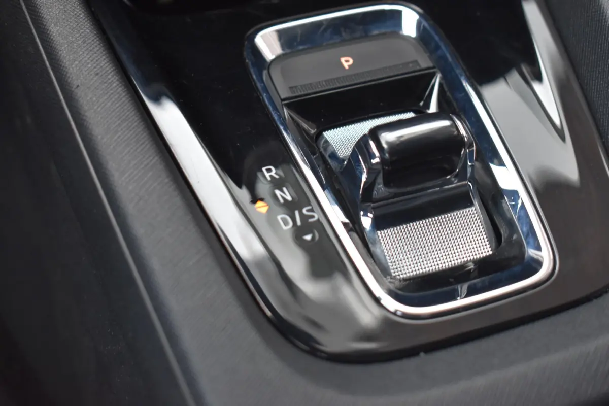 1.0 e-TSI Sport Business