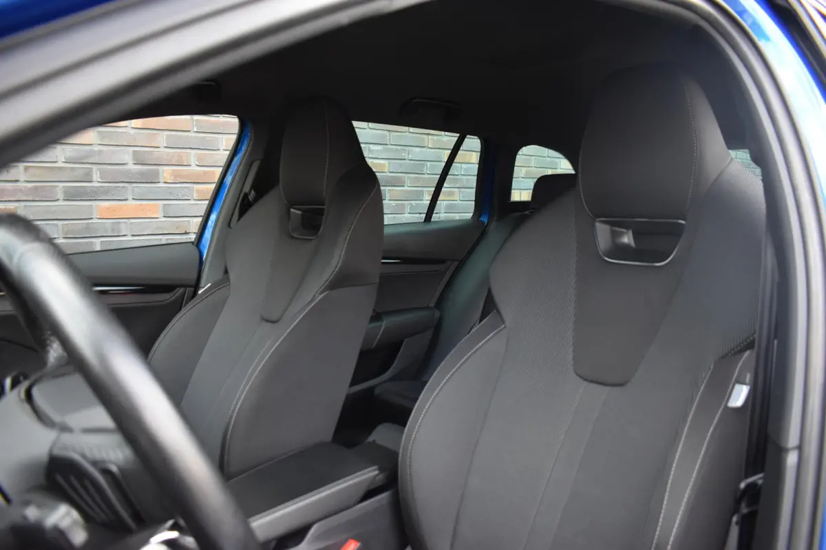 1.0 e-TSI Sport Business