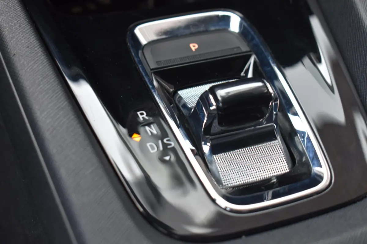 1.0 e-TSI Sport Business
