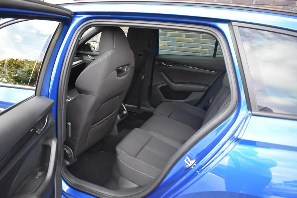1.0 e-TSI Sport Business