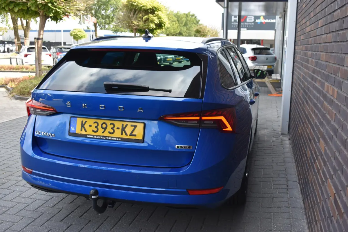1.0 e-TSI Sport Business