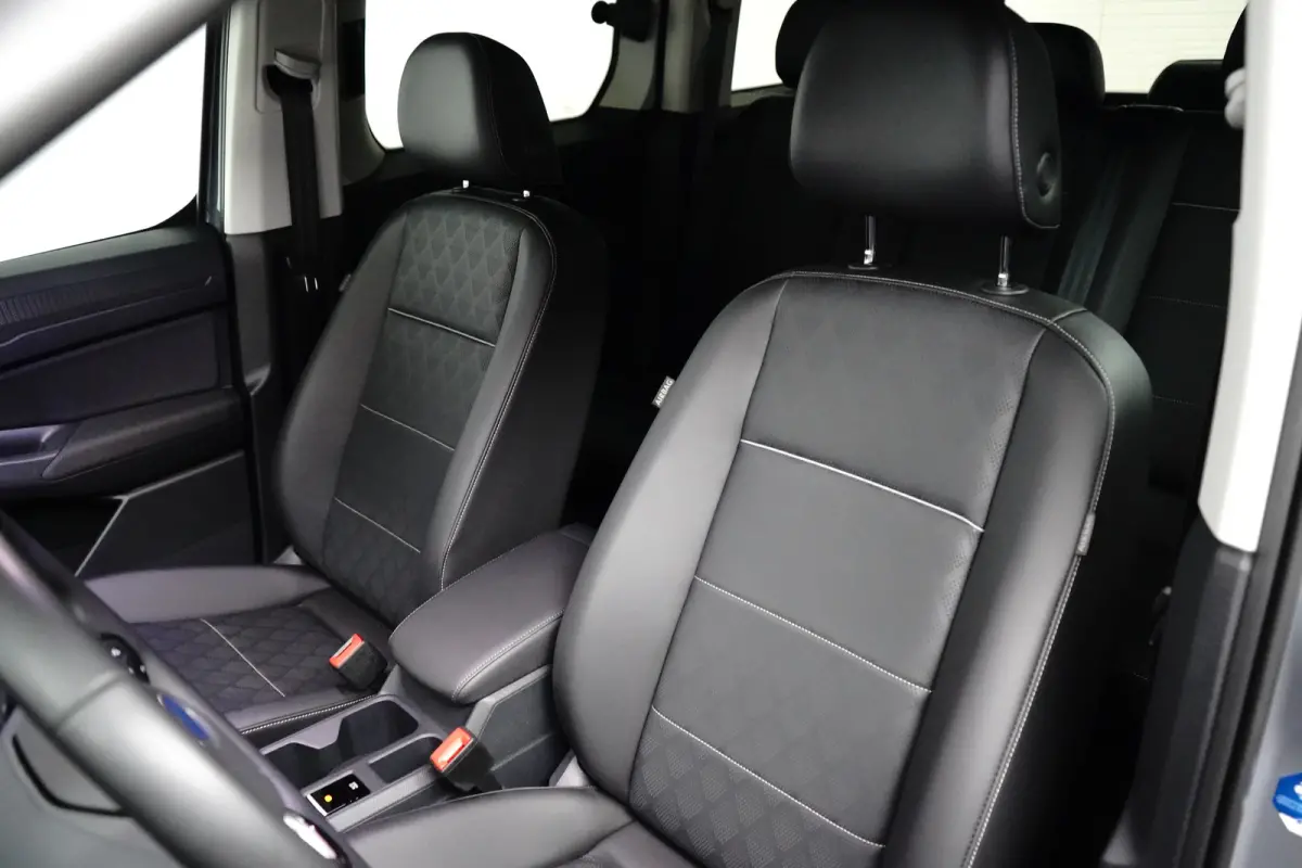 Tranist 1.5 PHEV Limited Dodenhoekherkening | adaptive cruise | Carplay | 110 km elektrische actieradius |