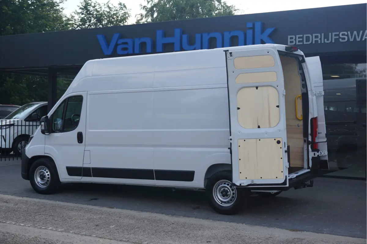 Heavy 35 2.2 140PK L3H3 BPM VRIJ!! Navi, Camera, Climate, Betimmering, LED, Trekhaak!! NR.