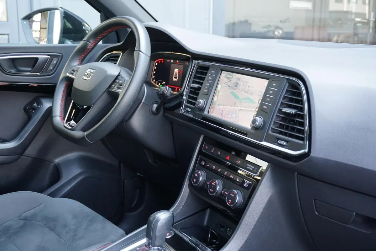 1.5 TSI FR Business Intense + CAMERA / ALCANTARA / ELEK. KOFFERKLEP / ACC