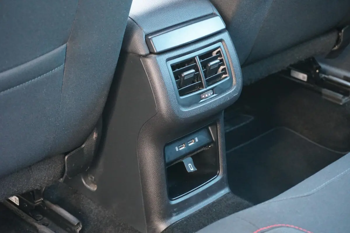 1.5 TSI FR Business Intense + CAMERA / ALCANTARA / ELEK. KOFFERKLEP / ACC