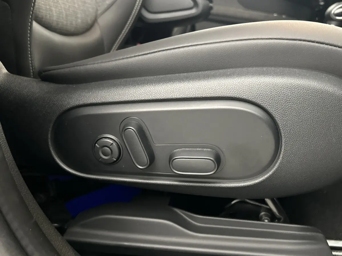 Cooper SE ALL4 Premium Memory/Head-Up Display/Camera