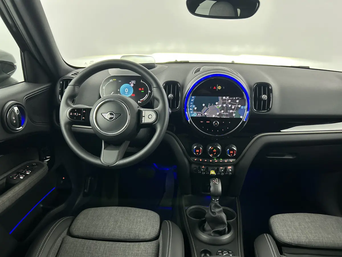 Cooper SE ALL4 Premium Memory/Head-Up Display/Camera