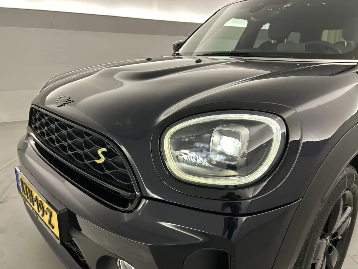 Cooper SE ALL4 Premium Memory/Head-Up Display/Camera