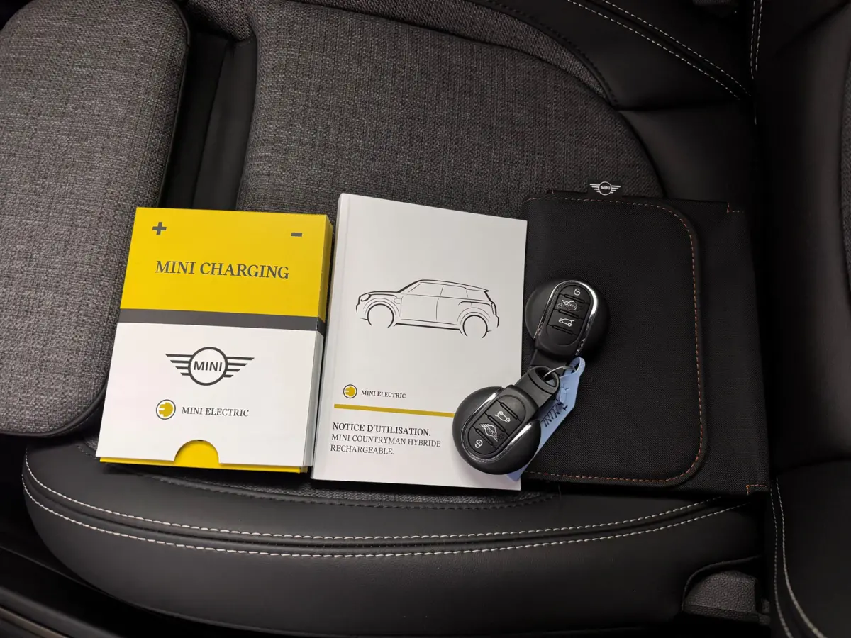 Cooper SE ALL4 Premium Memory/Head-Up Display/Camera
