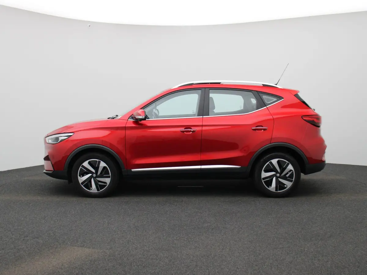 MG EV Standard Range Luxury 50 kWh
