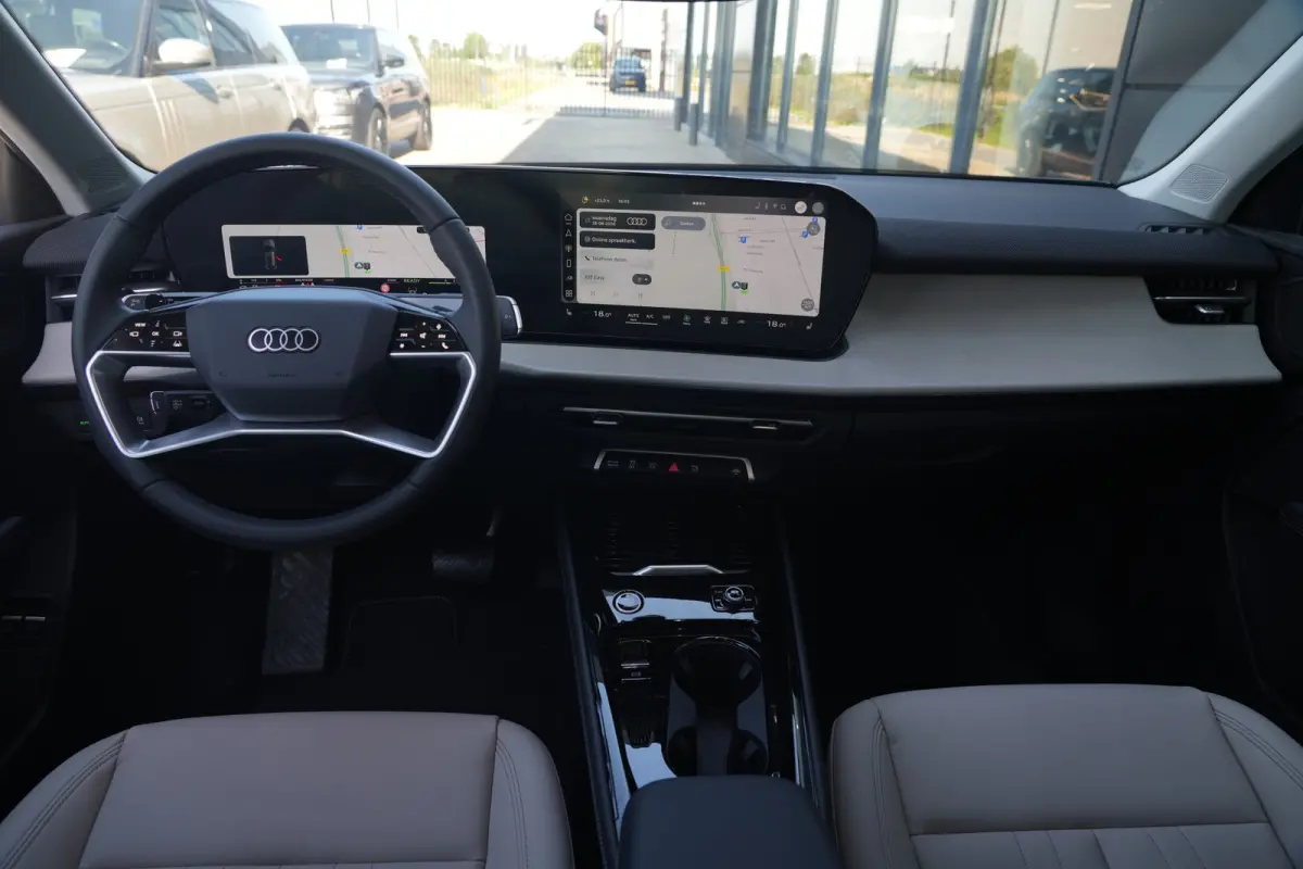 1.5 e-hybrid Advanced edition | 272 PK | Keyless | Adaptive Cruise | Camera | 19" | Audi Q3 Sportback 1.5 e-hybrid Advanced edition 272 PK met automatische transmissie, 19-inch lichtmetalen 