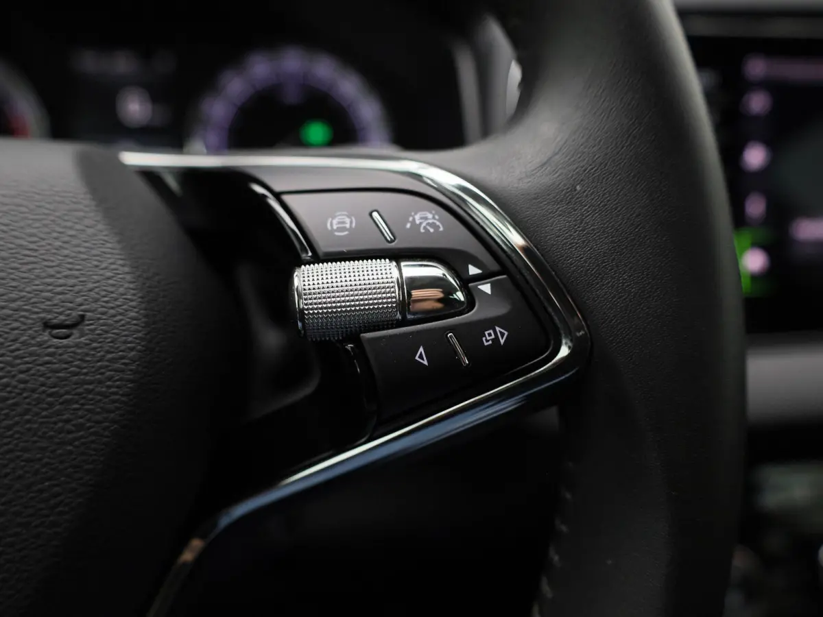 1.5 TSI ACT Business Edition | NAVIGATIE | KEYLESS | PARKEERSENSOREN | NAVIGATIE | BLUETOOTH | CLIMATE CONTROL | CRUISE CONTROL |