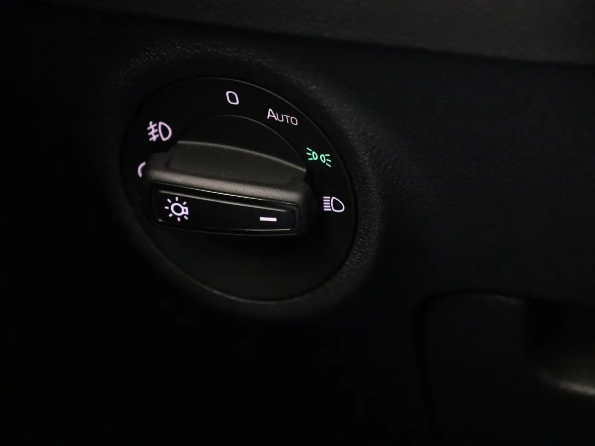 1.5 TSI ACT Business Edition | NAVIGATIE | KEYLESS | PARKEERSENSOREN | NAVIGATIE | BLUETOOTH | CLIMATE CONTROL | CRUISE CONTROL |
