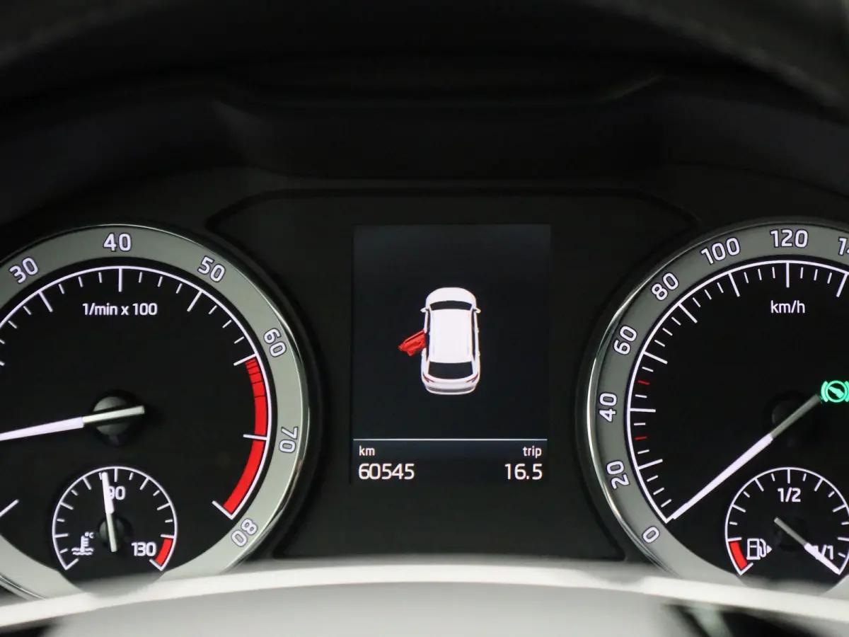 1.5 TSI ACT Business Edition | NAVIGATIE | KEYLESS | PARKEERSENSOREN | NAVIGATIE | BLUETOOTH | CLIMATE CONTROL | CRUISE CONTROL |
