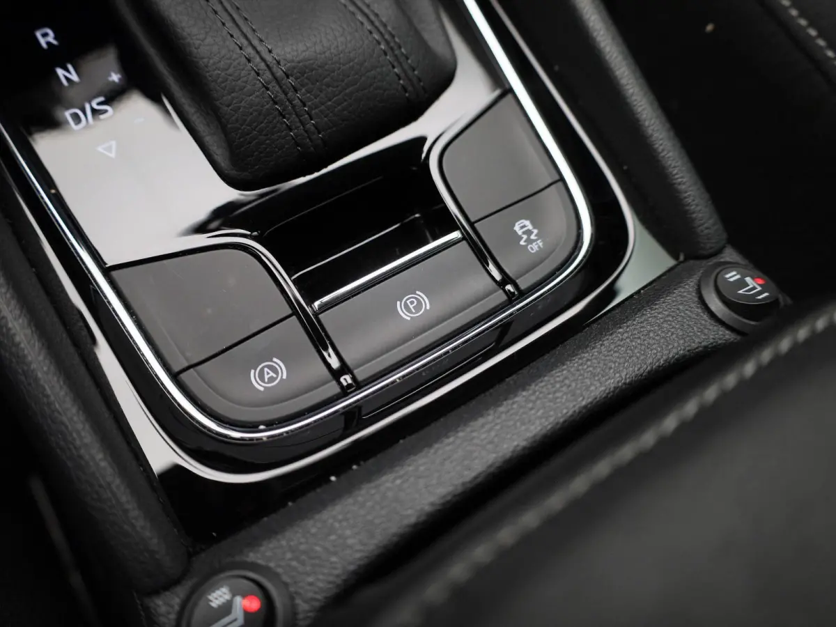 1.5 TSI ACT Business Edition | NAVIGATIE | KEYLESS | PARKEERSENSOREN | NAVIGATIE | BLUETOOTH | CLIMATE CONTROL | CRUISE CONTROL |