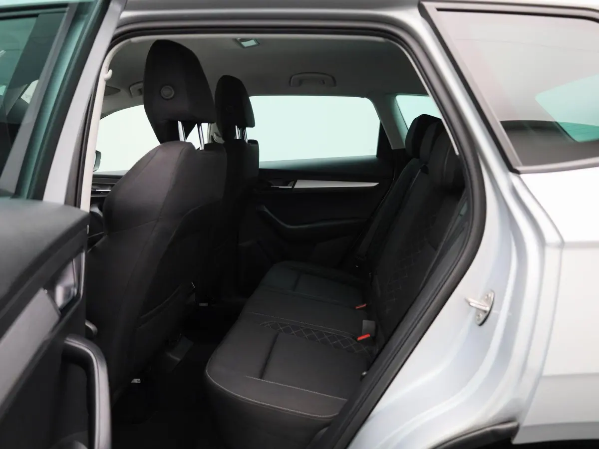 1.5 TSI ACT Business Edition | NAVIGATIE | KEYLESS | PARKEERSENSOREN | NAVIGATIE | BLUETOOTH | CLIMATE CONTROL | CRUISE CONTROL |