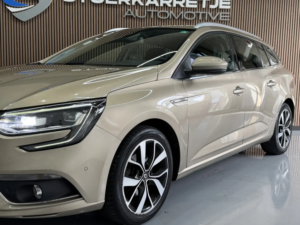 1.3 TCe 130pk Bose | Groot Navi | Camera | Led | Cruise control | Carplay | Trekhaak 100% onderhouden