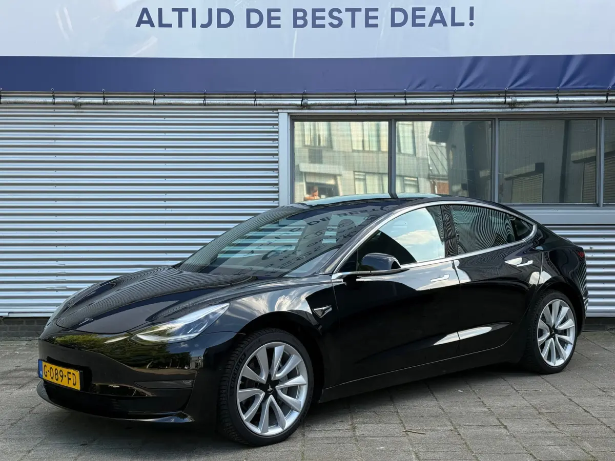Dual Long Range AWD 75 kWh 84,3 SOH l Pano l Leder l Camera l