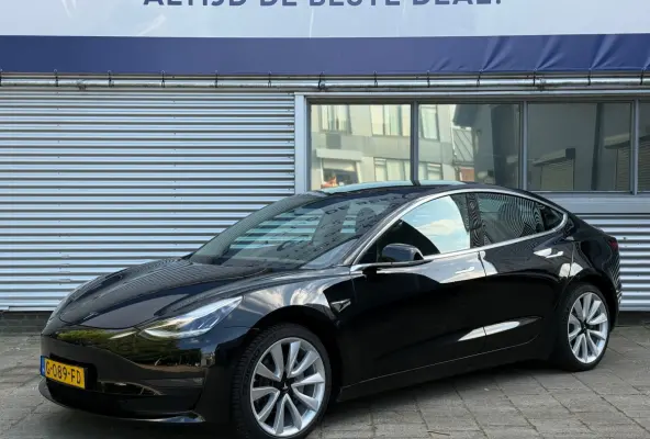 Dual Long Range AWD 75 kWh 84,3 SOH l Pano l Leder l Camera l
